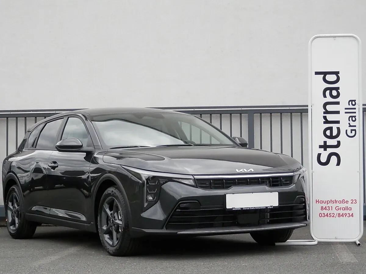 Kia K4 photo 3