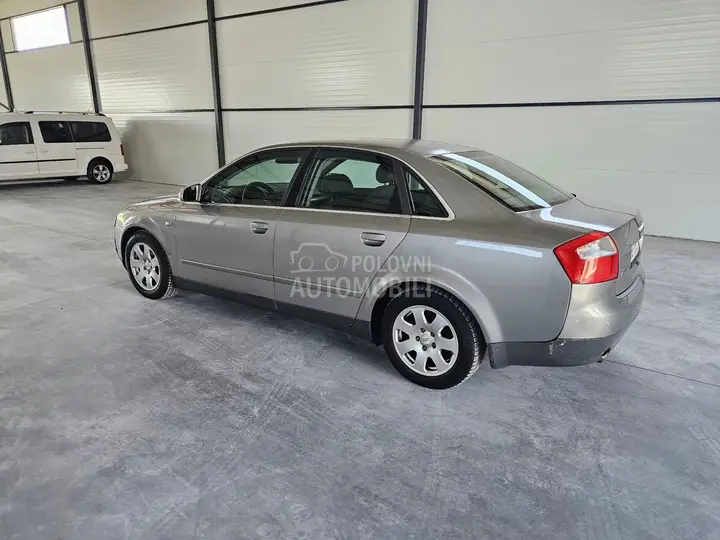 Audi A4 2002 photo 5