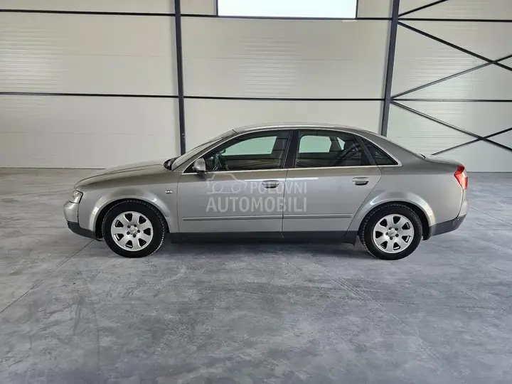 Audi A4 2002 photo 4