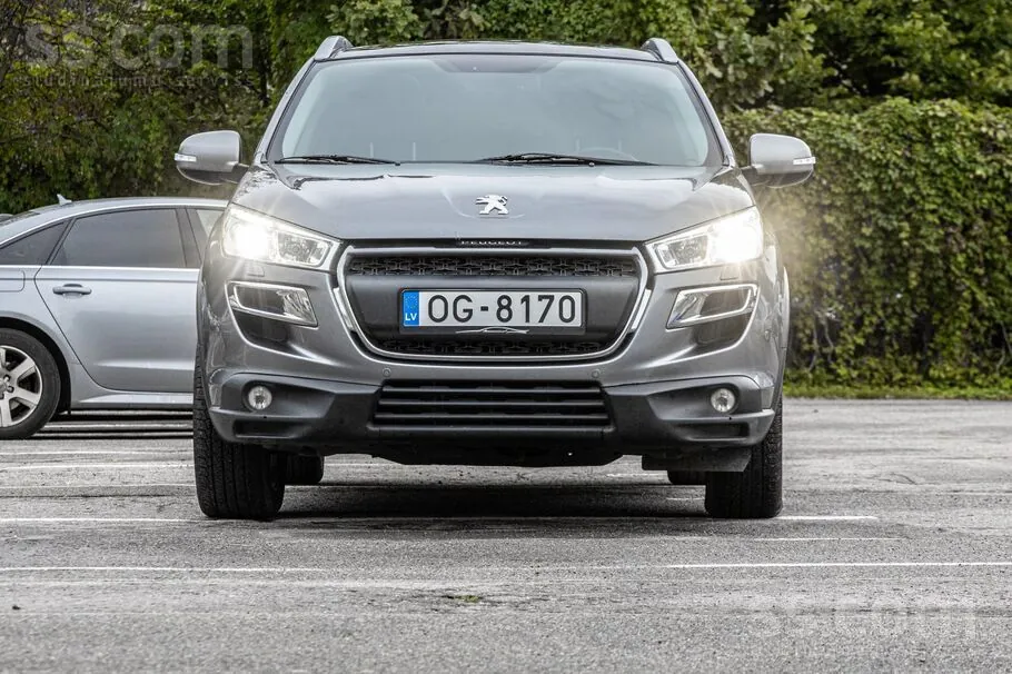 Peugeot 4008