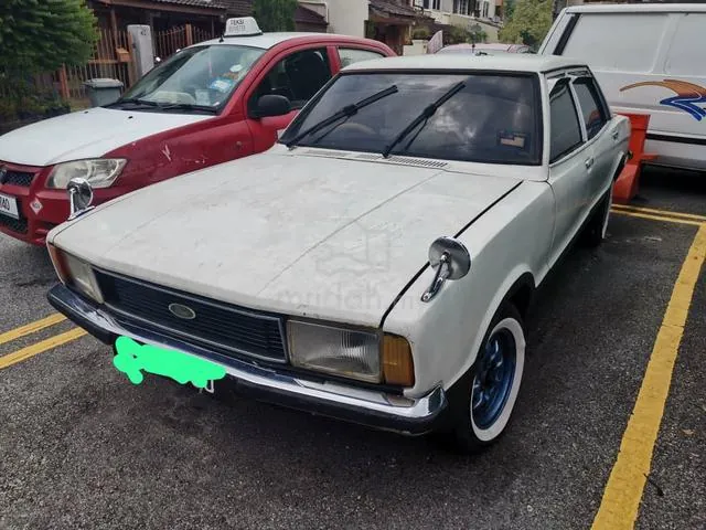 Ford Cortina