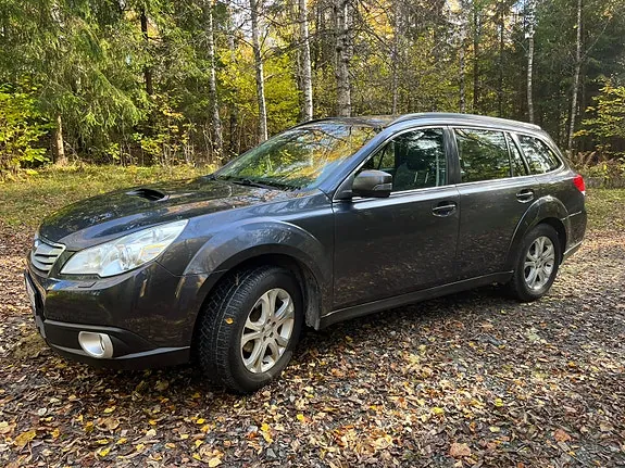 Subaru Outback 2012 photo 3