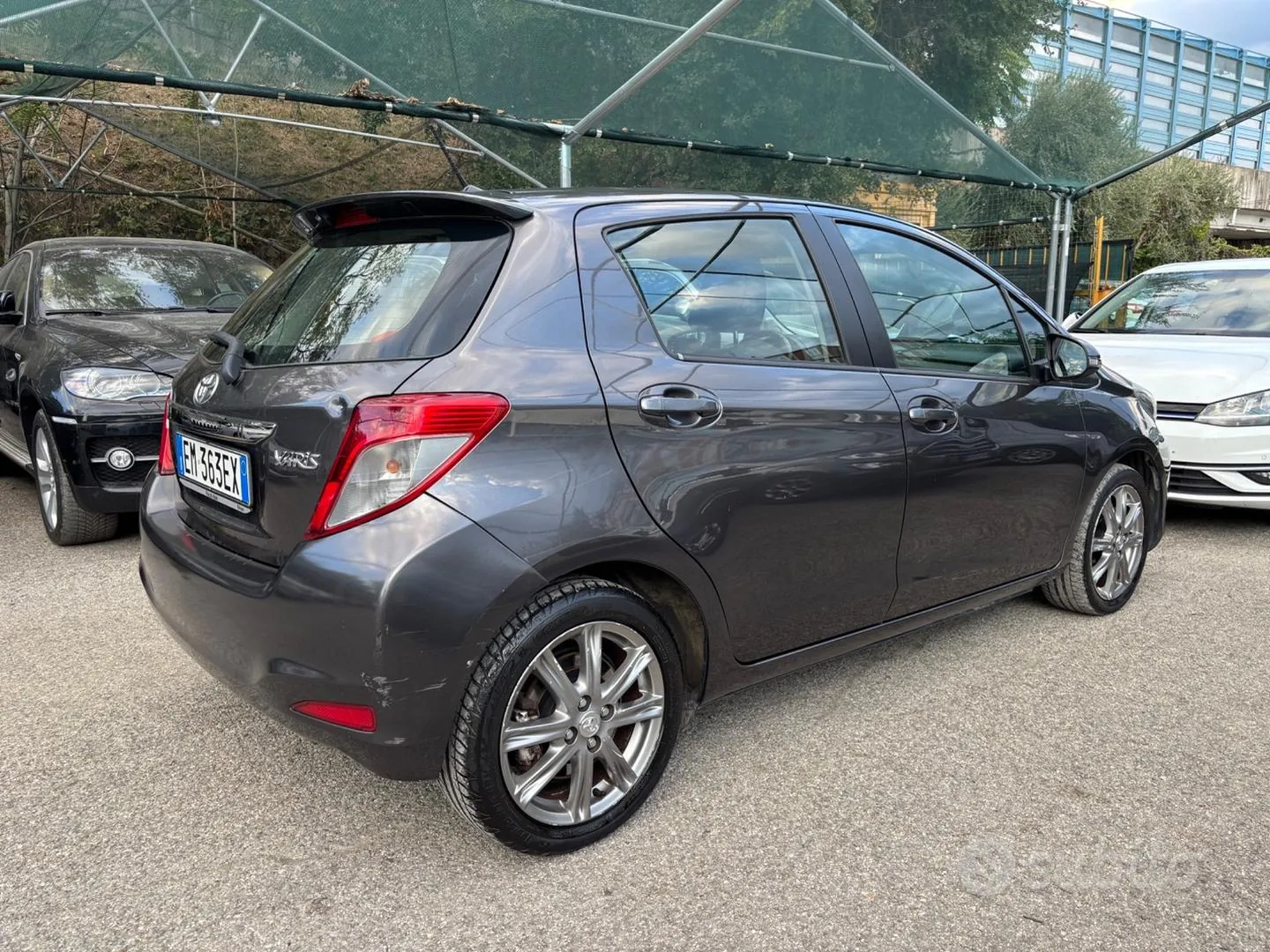 Toyota Yaris 2012 photo 4