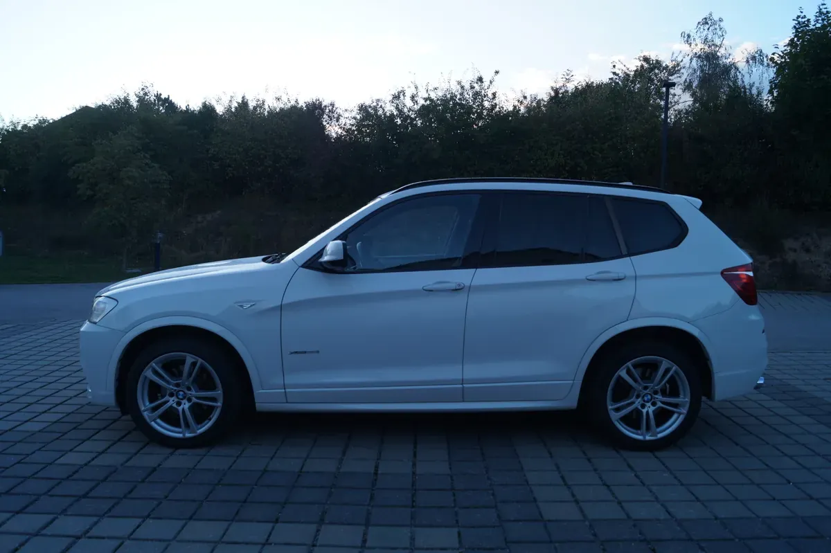 BMW X3 2013 photo 2