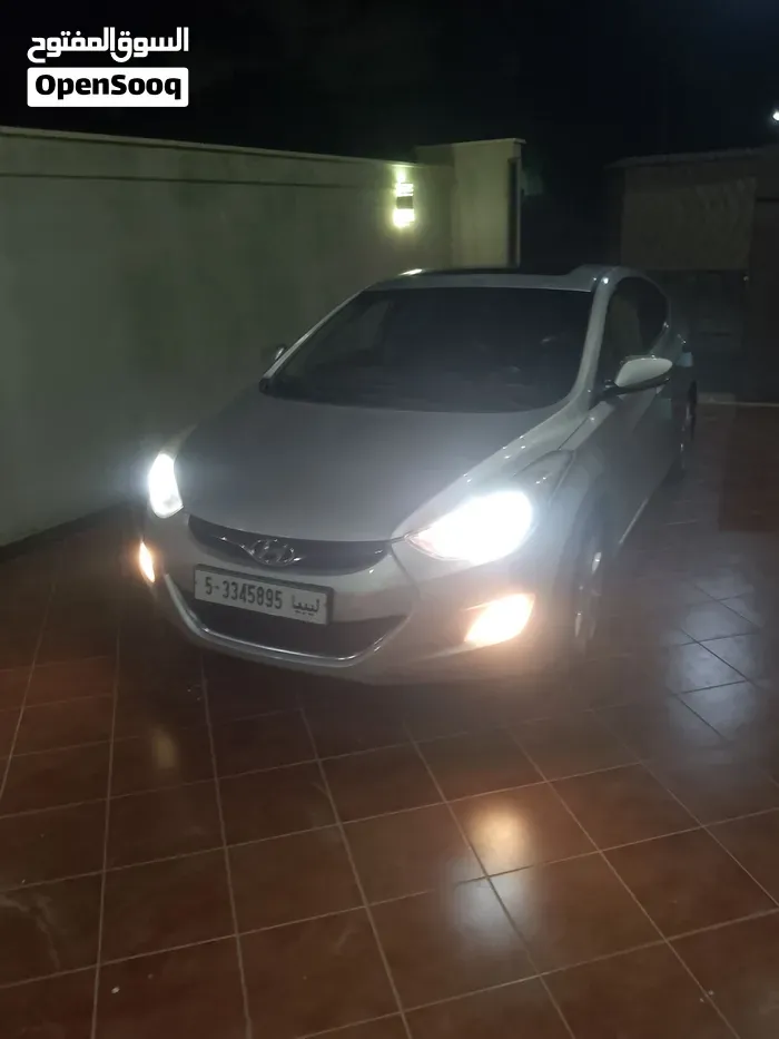 Hyundai Elantra 2013 photo 4