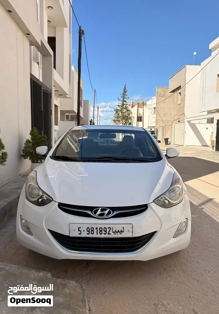 Hyundai Elantra 2013 photo 5