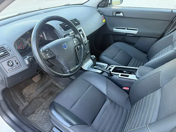 Volvo V50 2009 photo 5