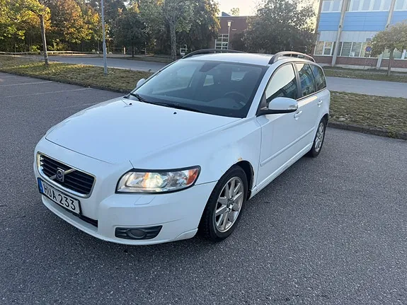 Volvo V50 2009 photo 2