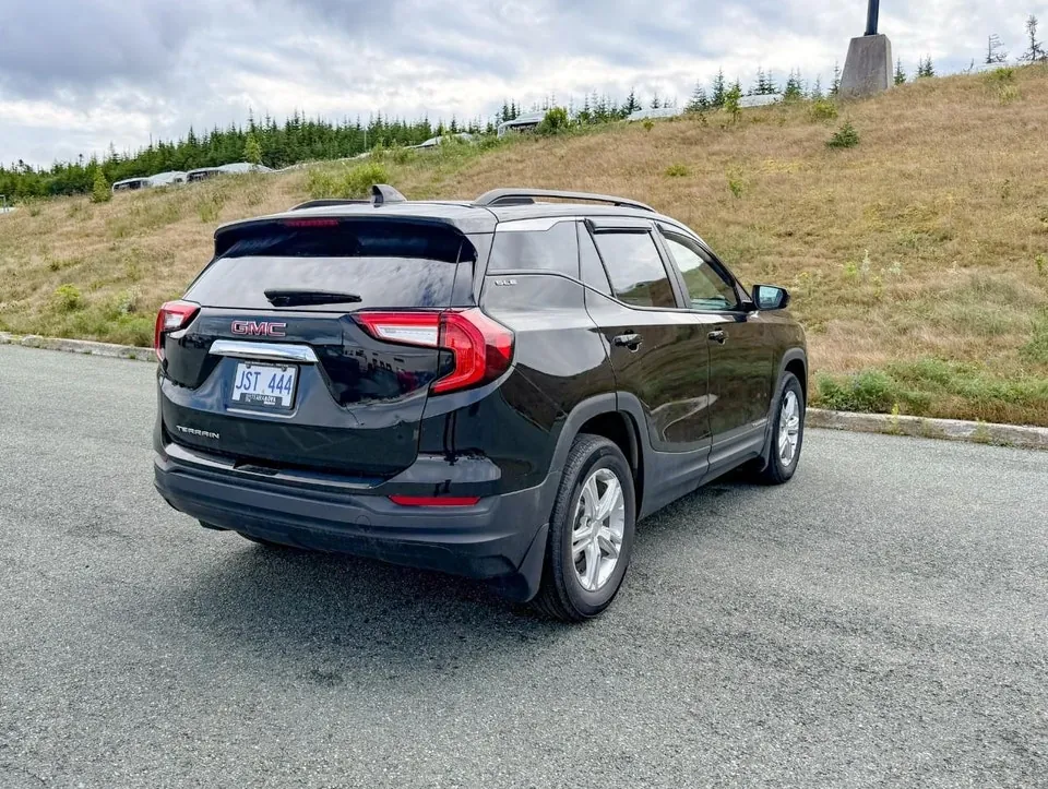 GMC Terrain 2023 photo 5