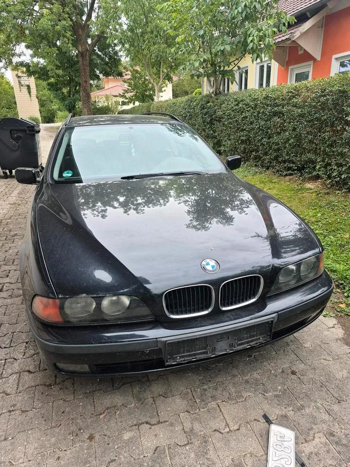 BMW 528I Touring