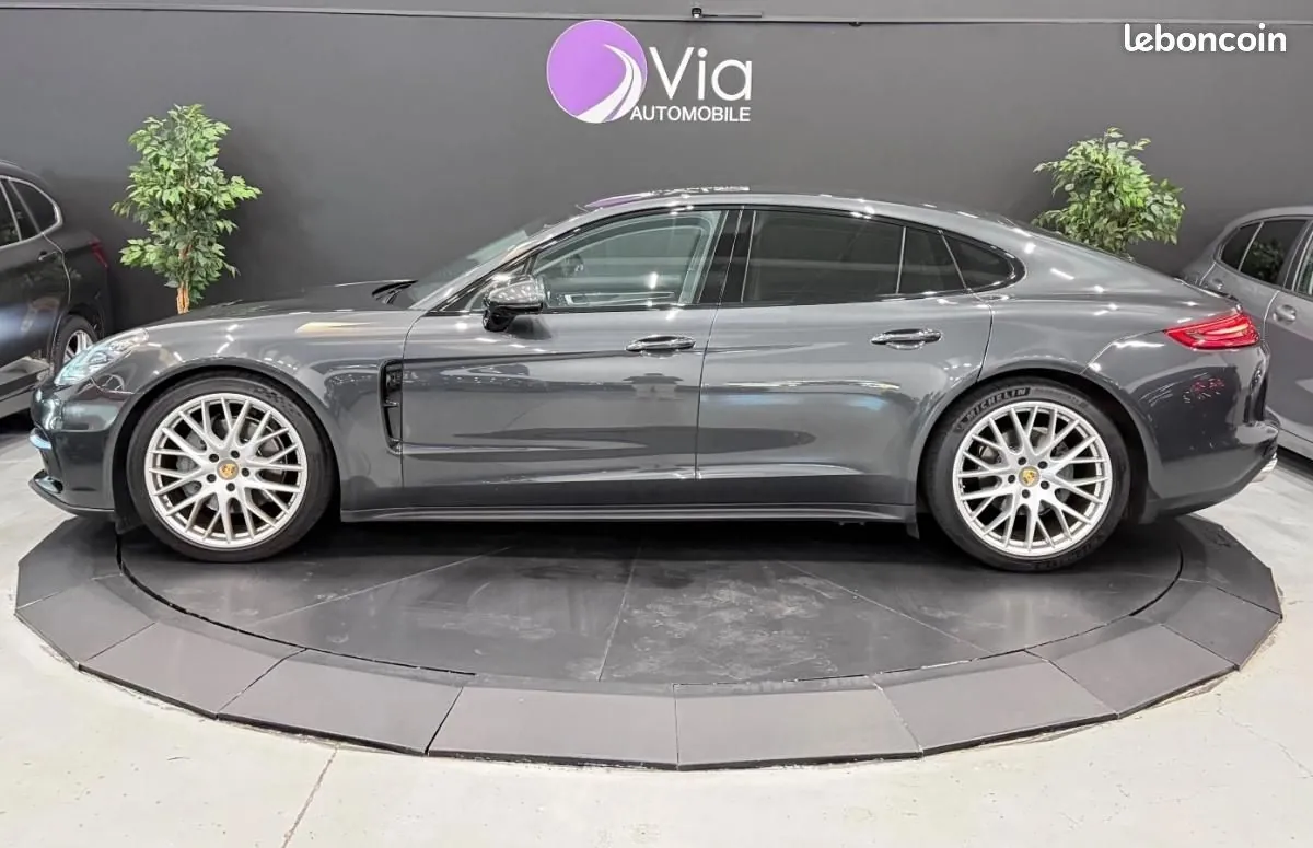 Porsche Panamera 2016 photo 4