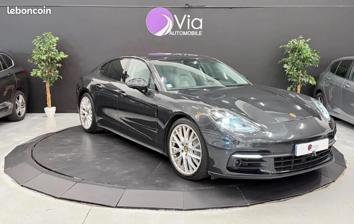 Porsche Panamera 2016 photo 3