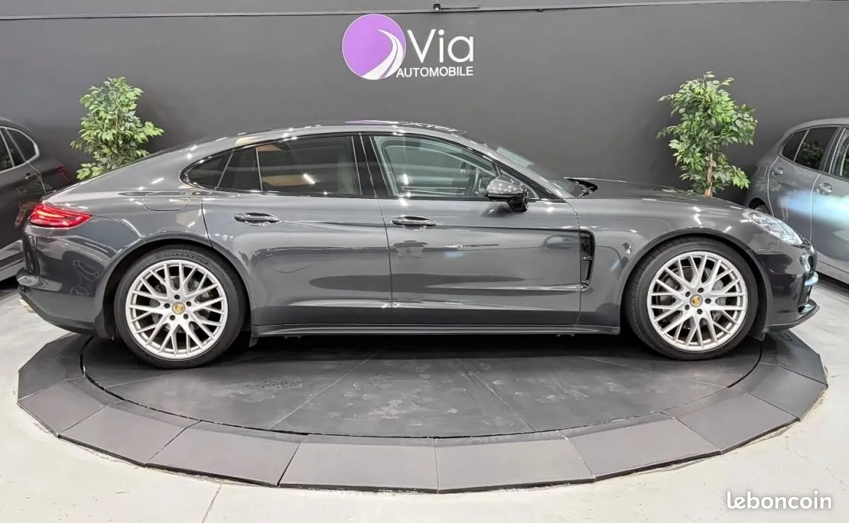 Porsche Panamera 2016 photo 5