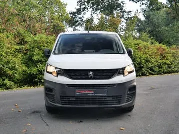 Peugeot Partner 2018 photo 2