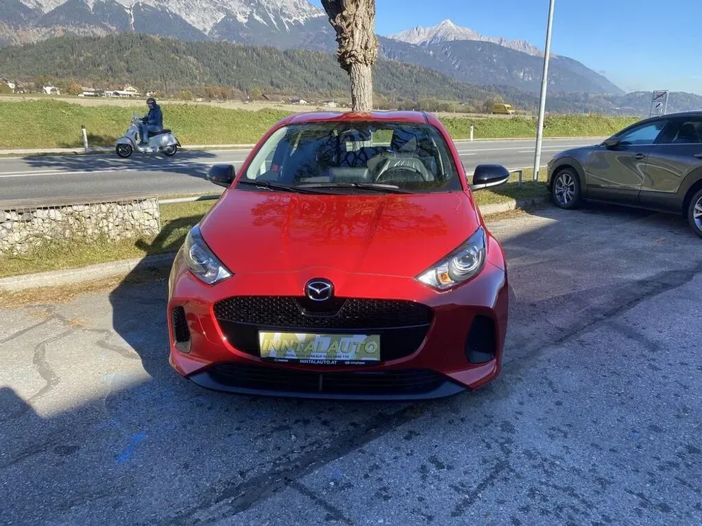 Mazda Mazda2 2025 photo 2