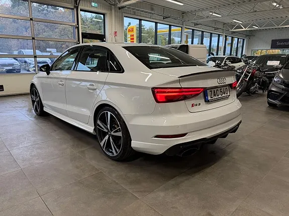 Audi Rs3 2018 photo 4