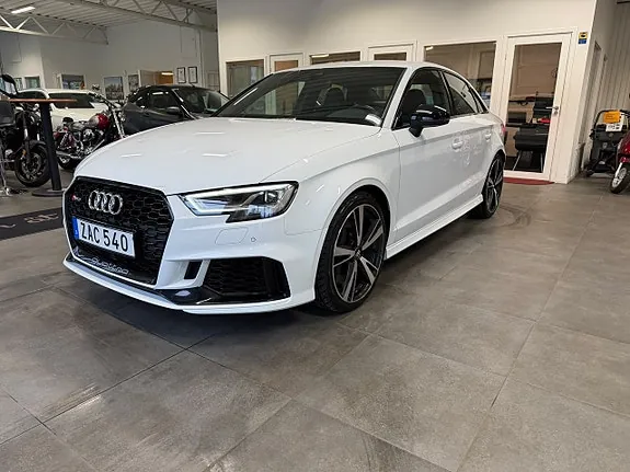 Audi Rs3 2018 photo 3