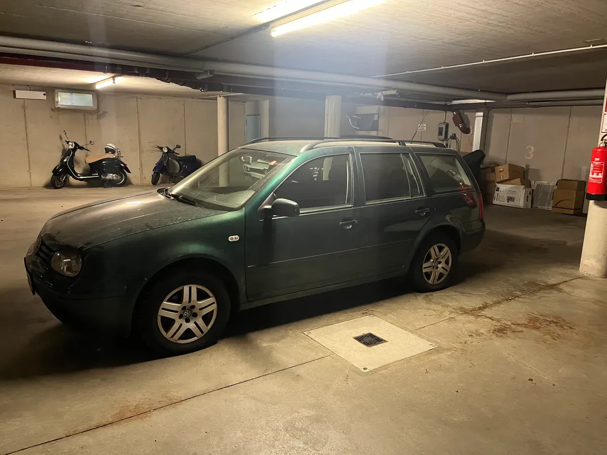 Volkswagen Golf 2003 photo 2