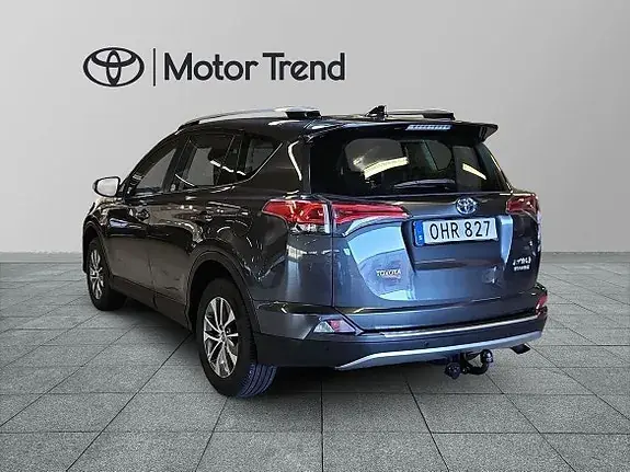 Toyota Rav4 2017 photo 3