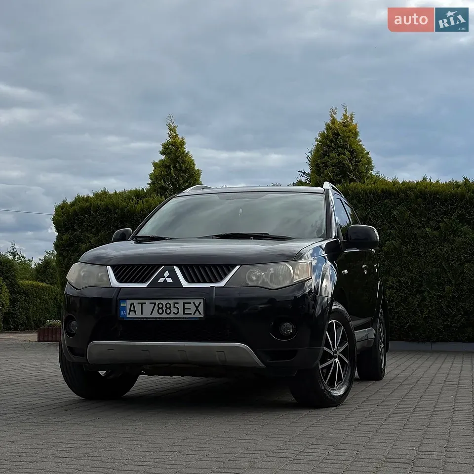 Mitsubishi Outlander Xl 2008 photo 2