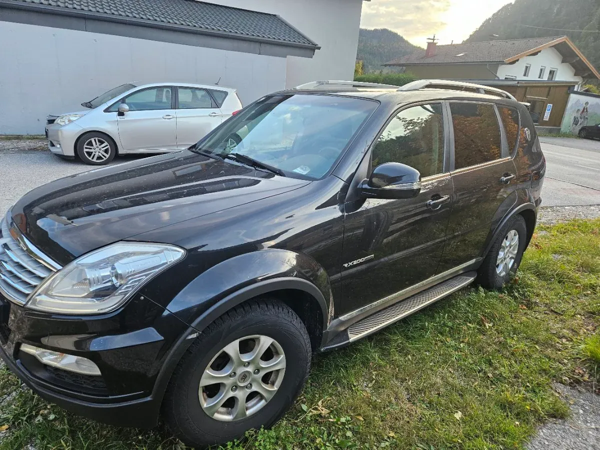 KG Mobility Rexton 2013 photo 3