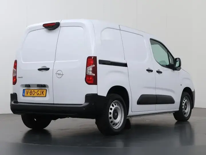 Opel Combo 2024 photo 2