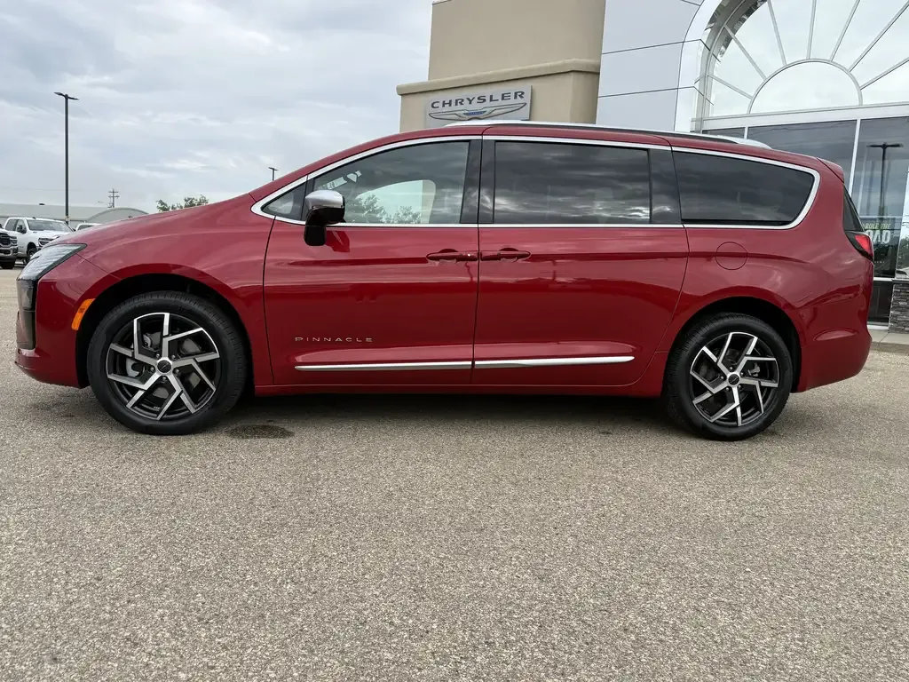 Chrysler Pacifica 2027 photo 3