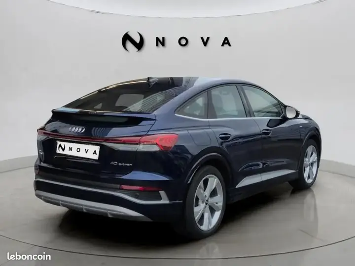 Audi Q4 2023 photo 4