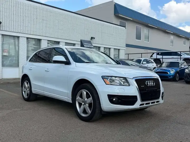 Audi Q5 2012 photo 3