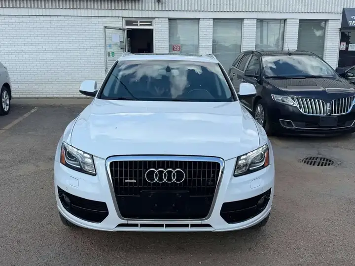 Audi Q5 2012 photo 2