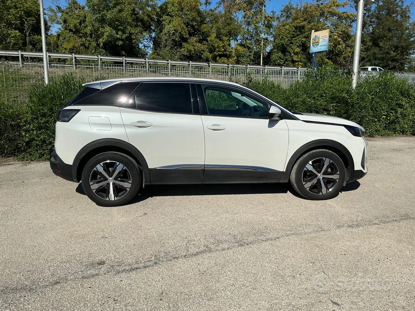 Peugeot 3008 2021 photo 4