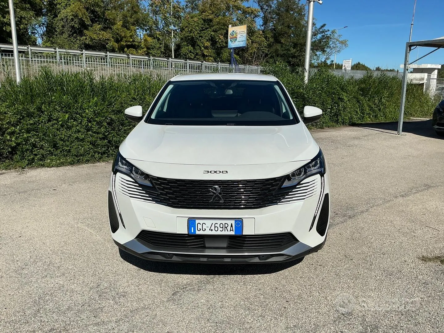 Peugeot 3008 2021 photo 2