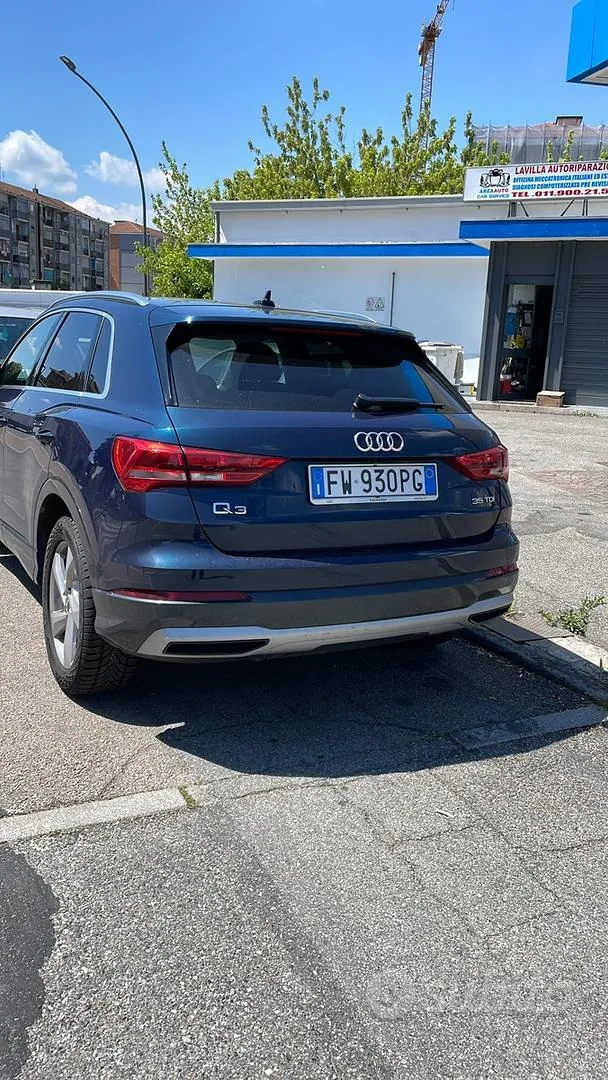 Audi Q3 2019 photo 2