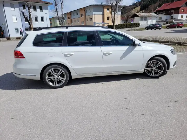 Volkswagen Passat 2014 photo 2