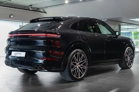 Porsche Cayenne Coupe 2024 photo 5