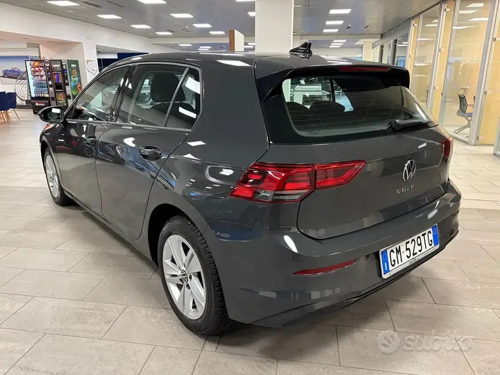 Volkswagen Golf 2023 photo 5