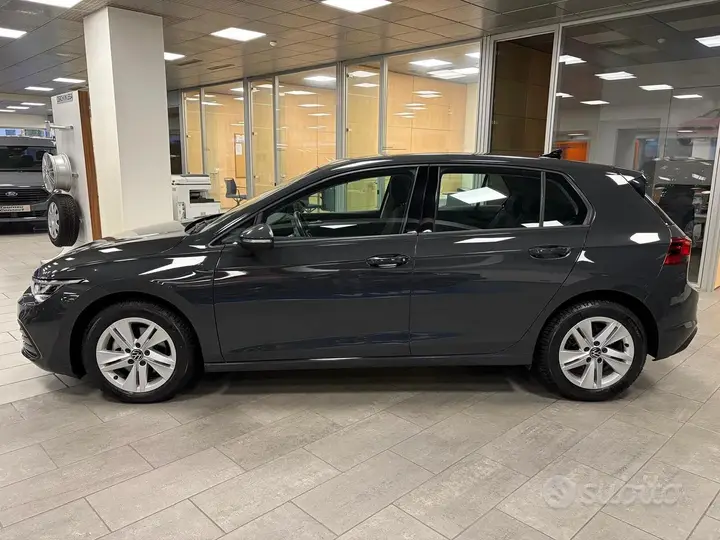 Volkswagen Golf 2023 photo 4