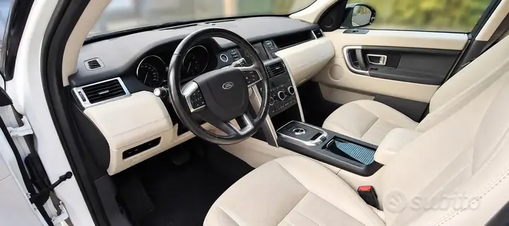 Land Rover Discovery Sport 2016 photo 5
