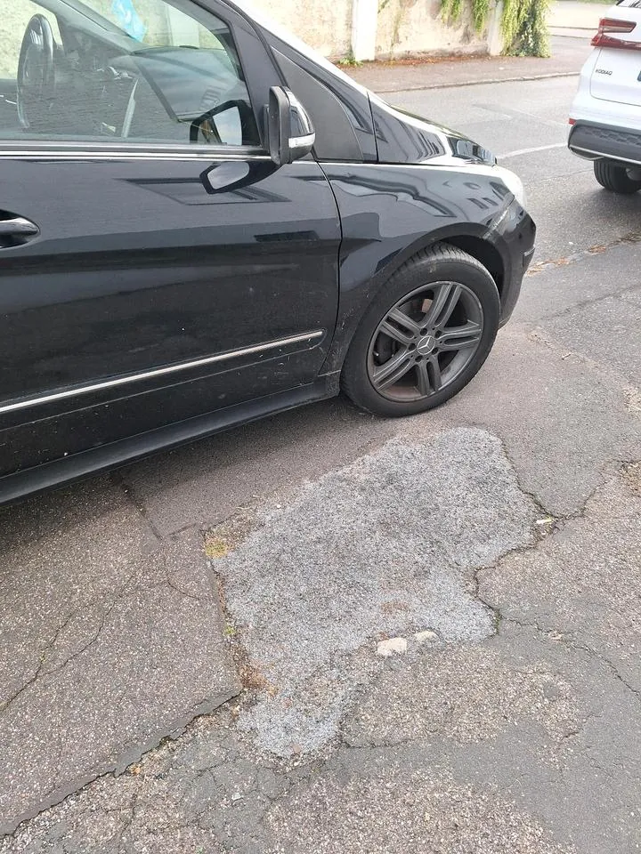 Mercedes-Benz B200