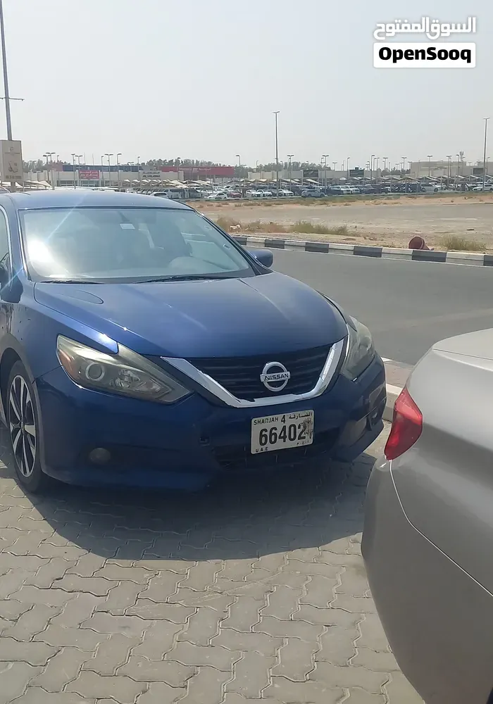 Nissan Altima 2018 photo 2