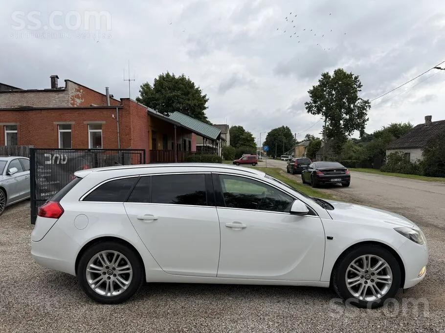 Opel Insignia 2010 photo 5