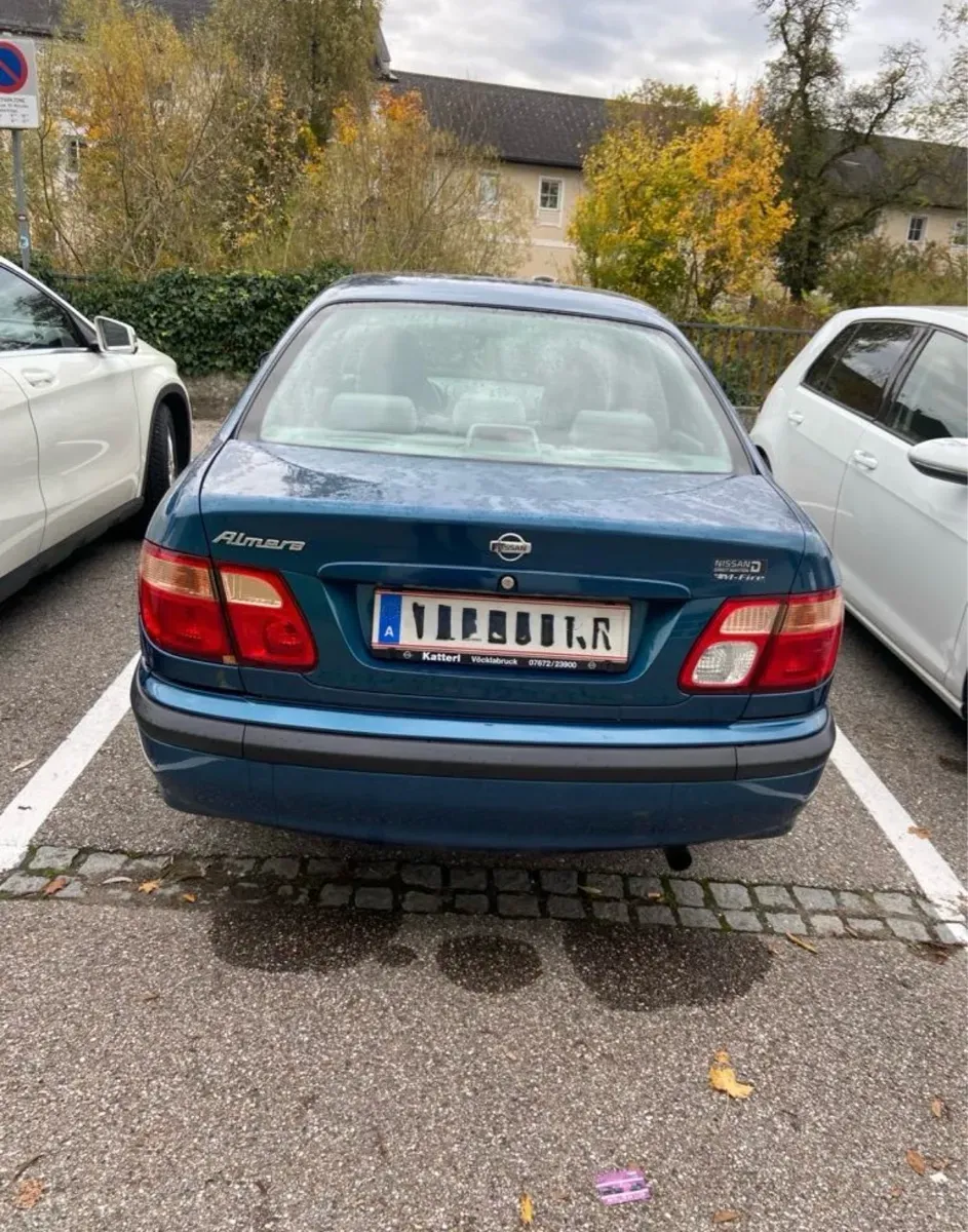 Nissan Almera