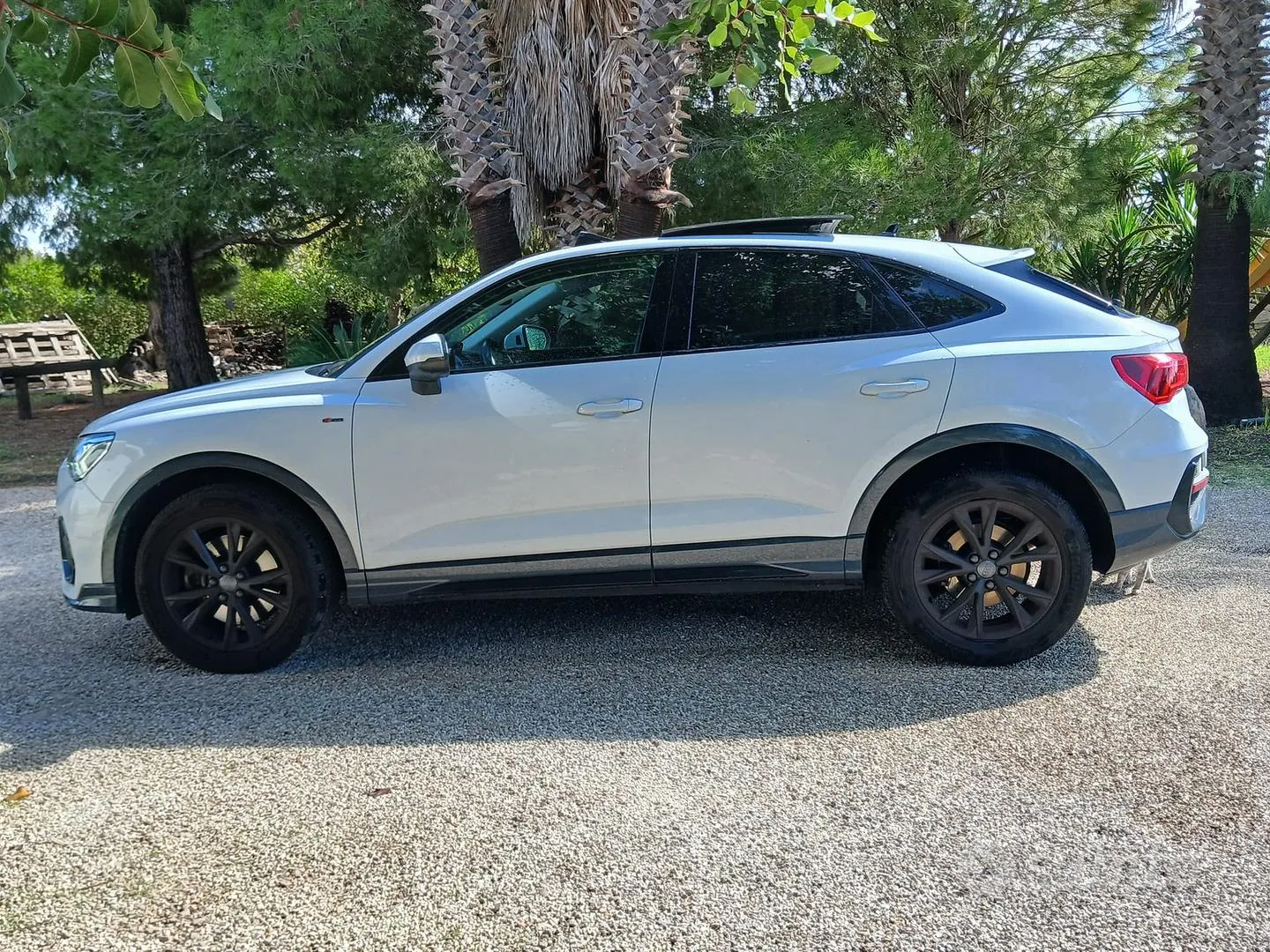 Audi Q3 2020 photo 2