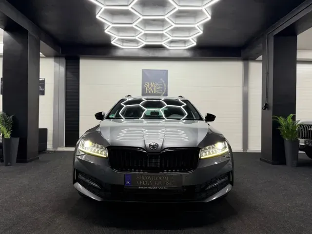 Skoda Superb 2023 photo 3