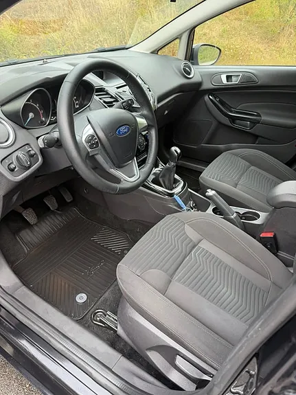 Ford Fiesta 2015 photo 3