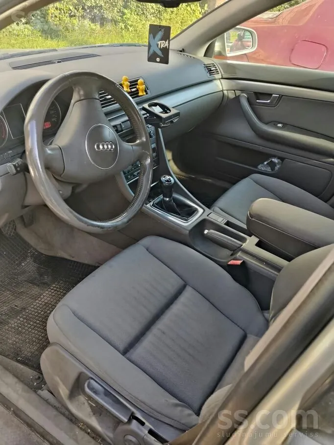 Audi A4 2003 photo 5