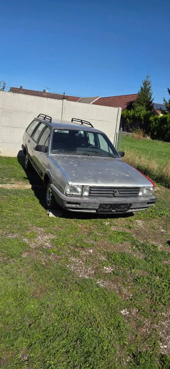 Volkswagen Passat 1988 photo 2