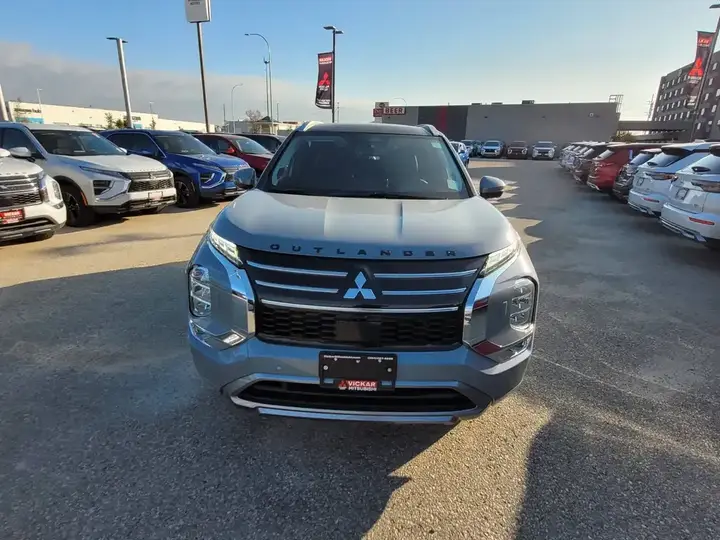 Mitsubishi Outlander 2026 photo 2