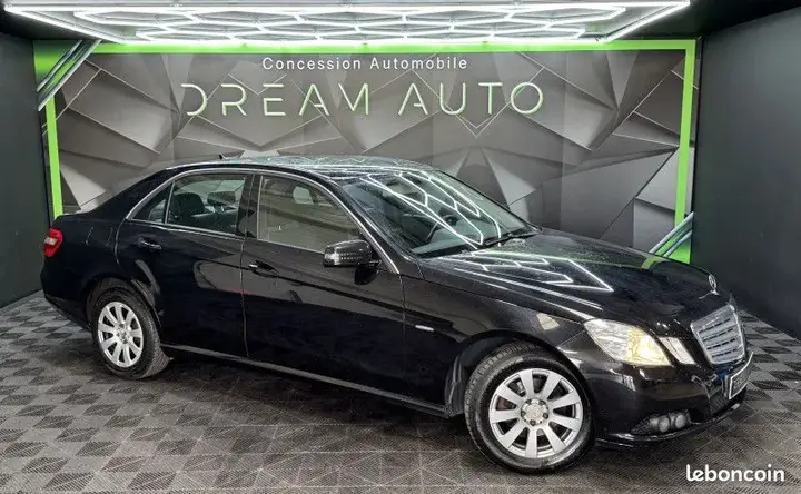 Mercedes-Benz E-Class 2010 photo 3