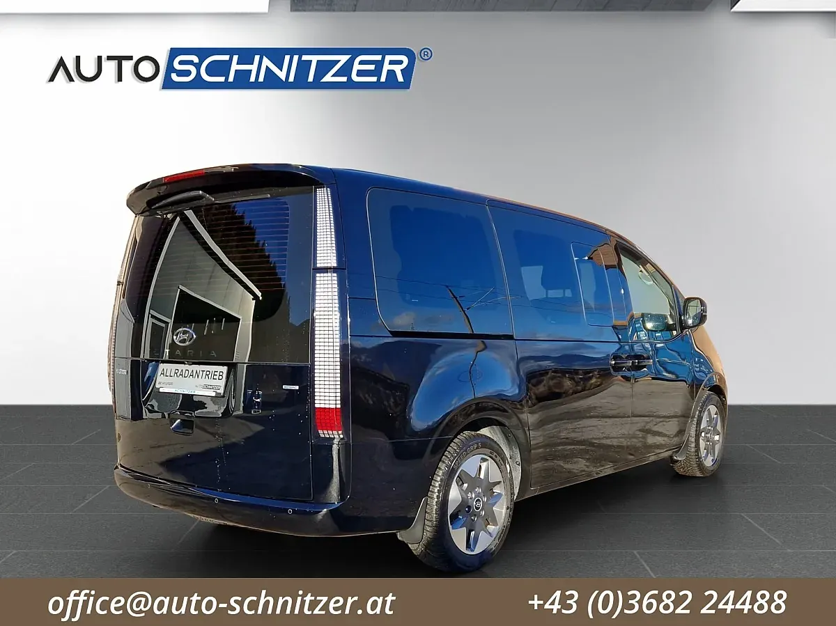 Hyundai Staria 2023 photo 5